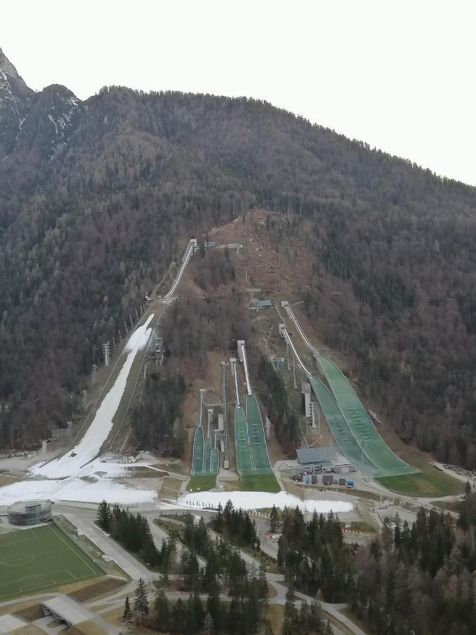 RatečeZbogarアパートメント エクステリア 写真